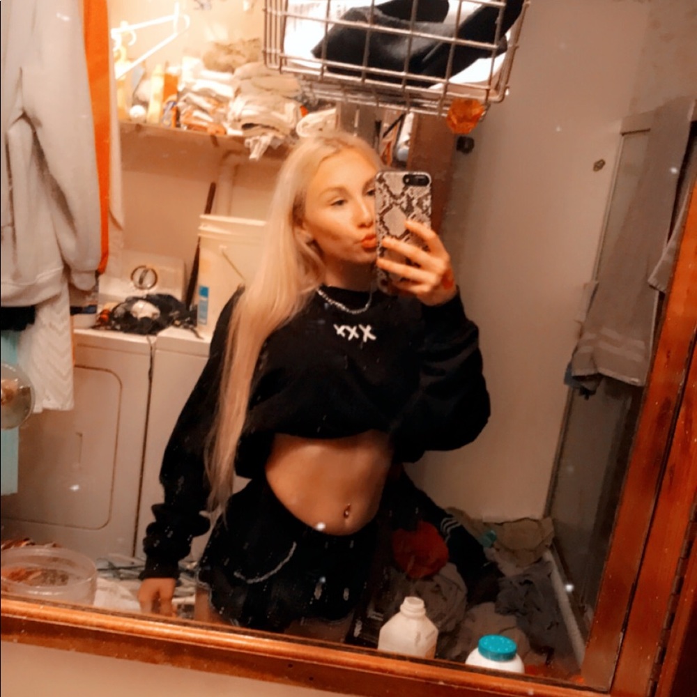 Meet your Posher, Aarika